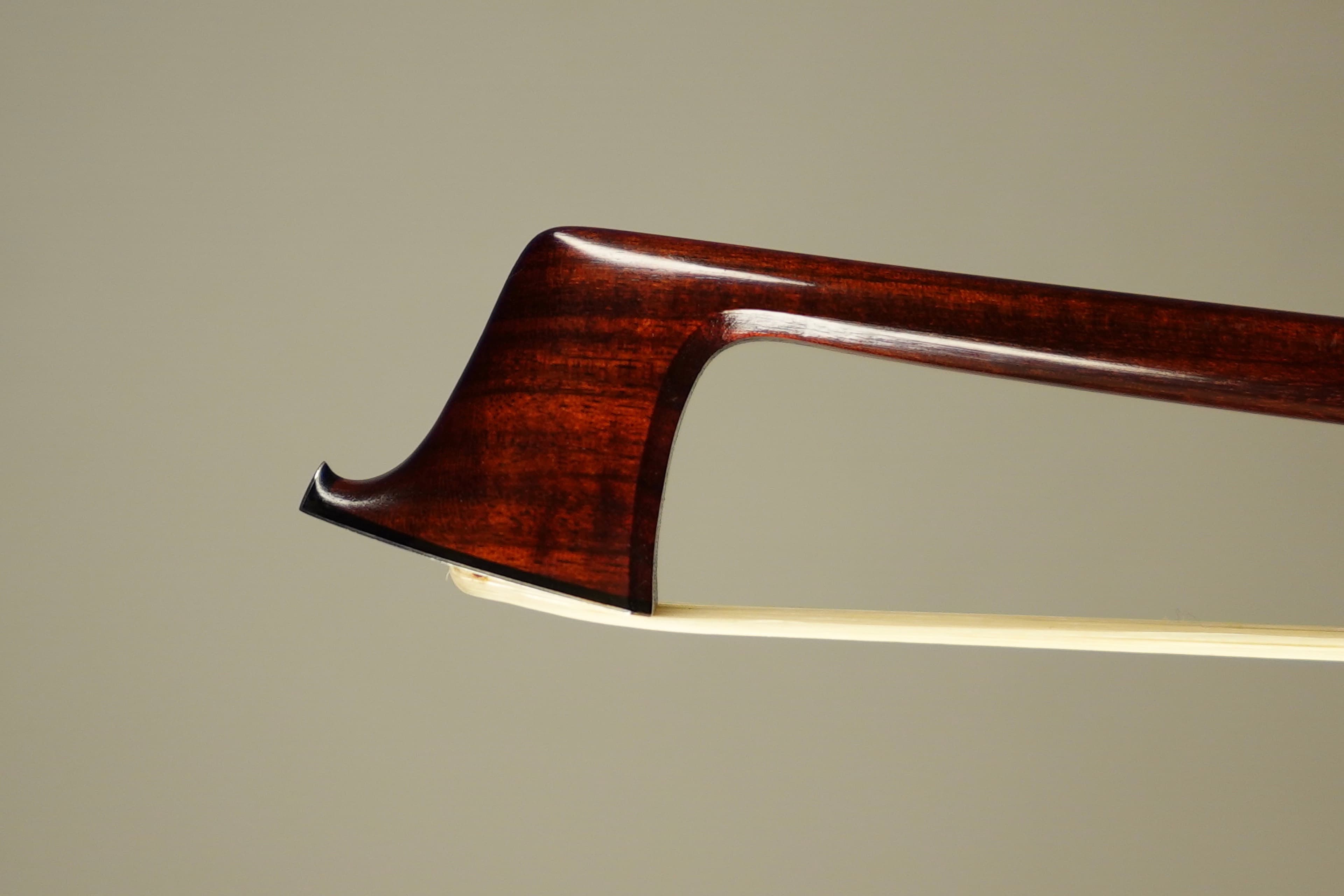 Bow 203 — tip