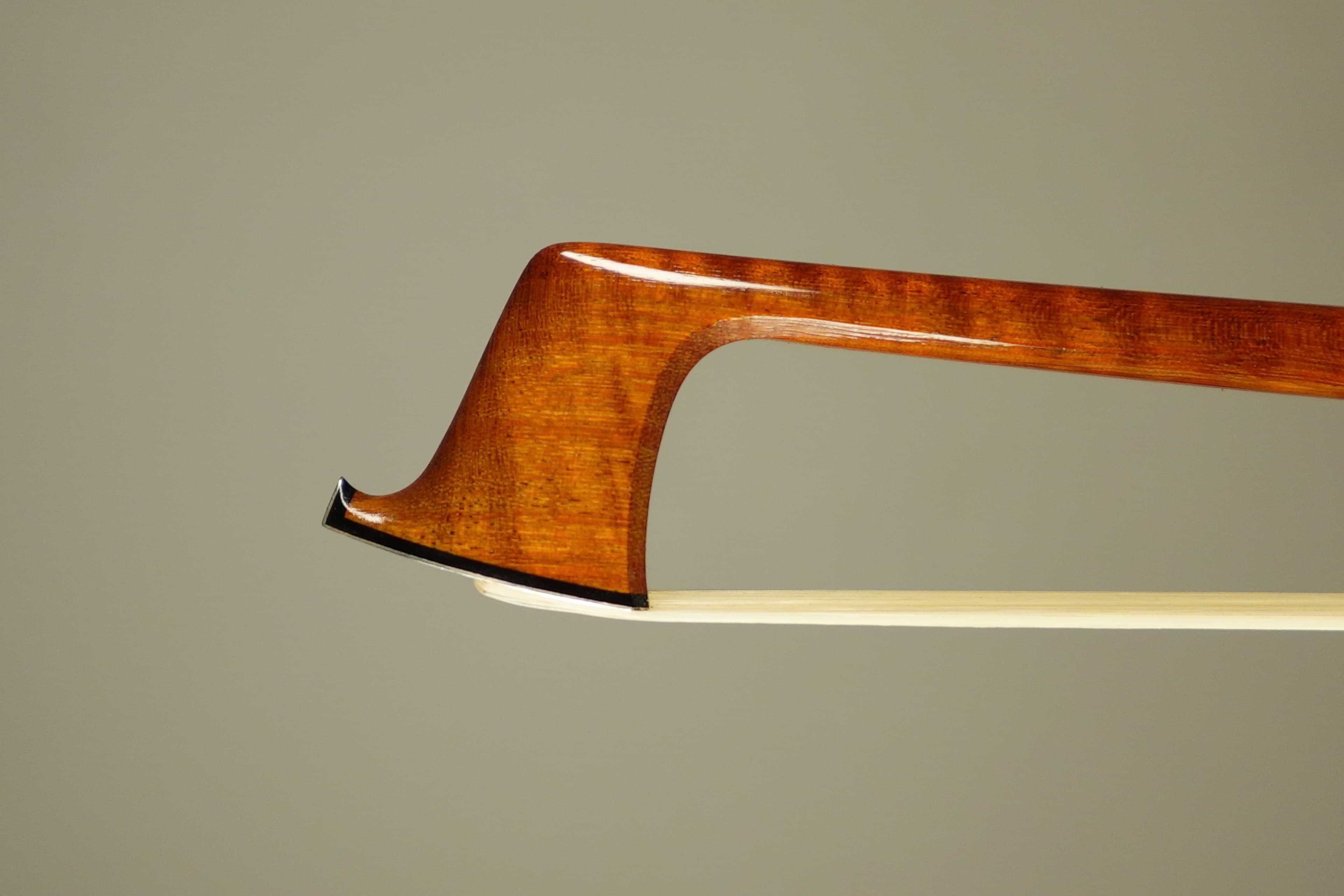 Bow 246 — tip
